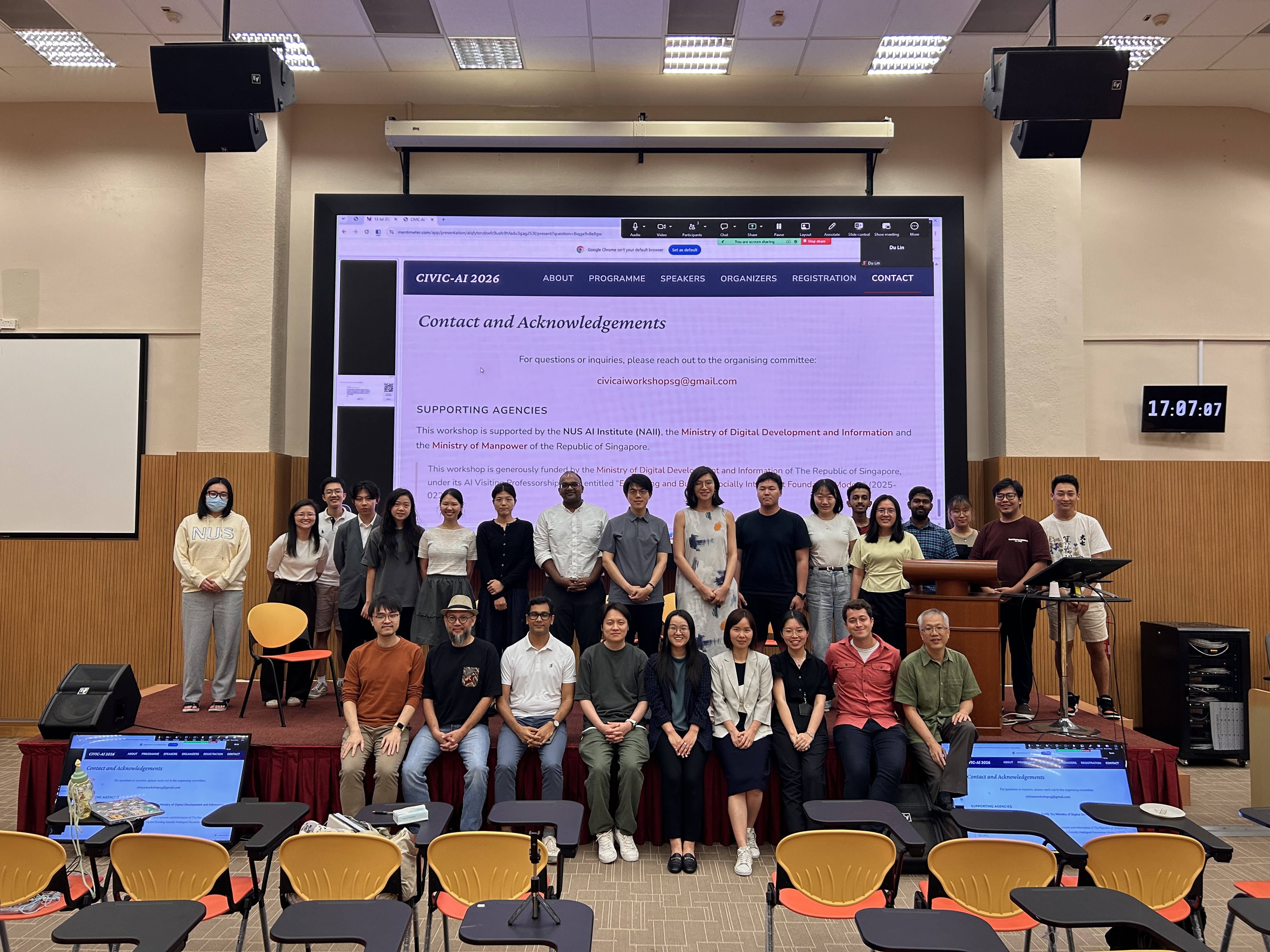 Full group photo of workshop attendees and organizers